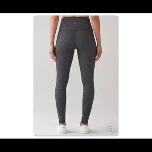 Lululemon herringbone wunder under size 4